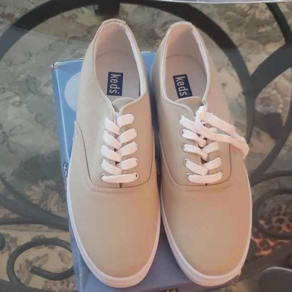 Keds Shoes - New RARE discontinued khaki keds